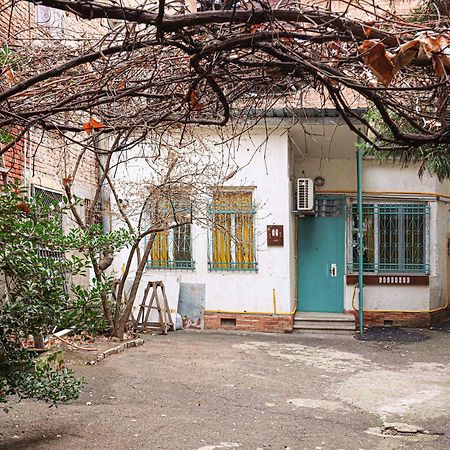 Wehost Heart Of Tbilisi Studio المظهر الخارجي الصورة